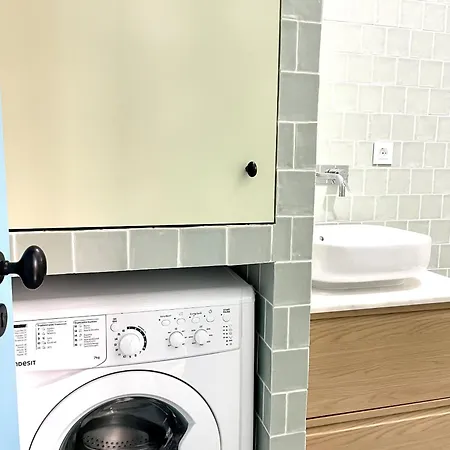 Rs3 Like A Local! Cosy & Modern With Ac! Very Apartament